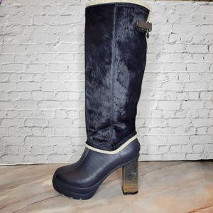 Sorel Medina IV Premium Collegiate Boots Blue. Size 7 but fits more like a 6.5.